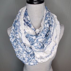 3/$20 BP. Scarf in blue and white